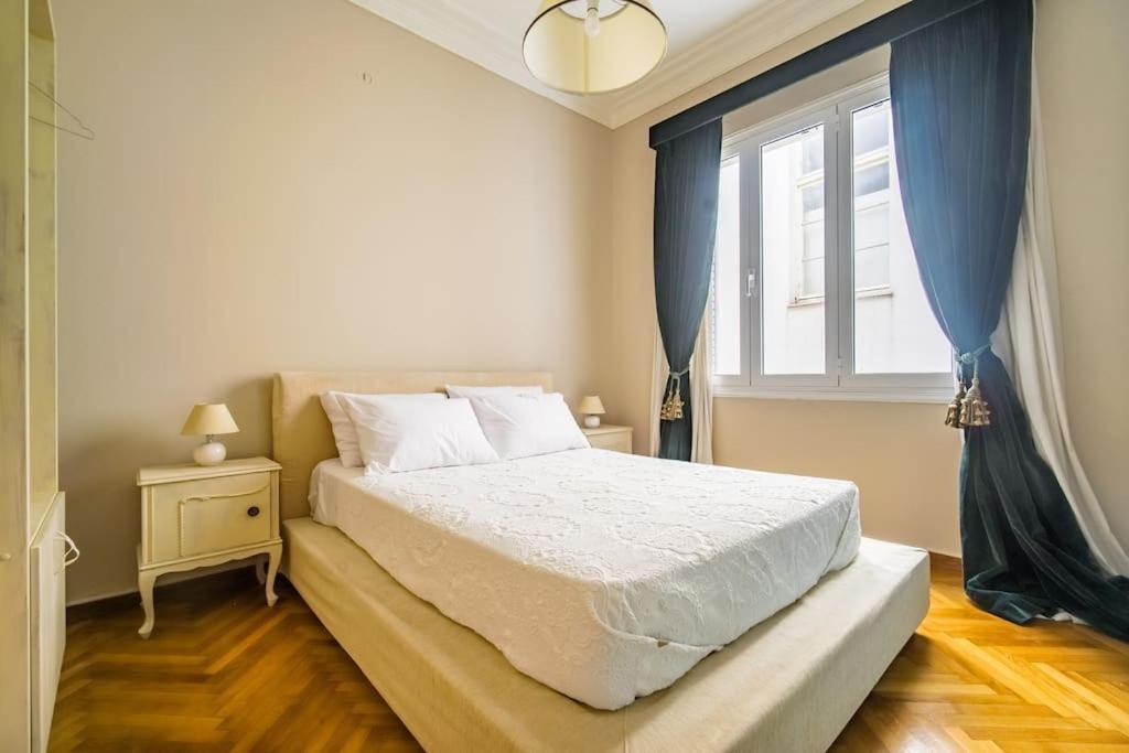 Emporikon Apartment Steps From Historic Center เอเธนส์ ภายนอก รูปภาพ